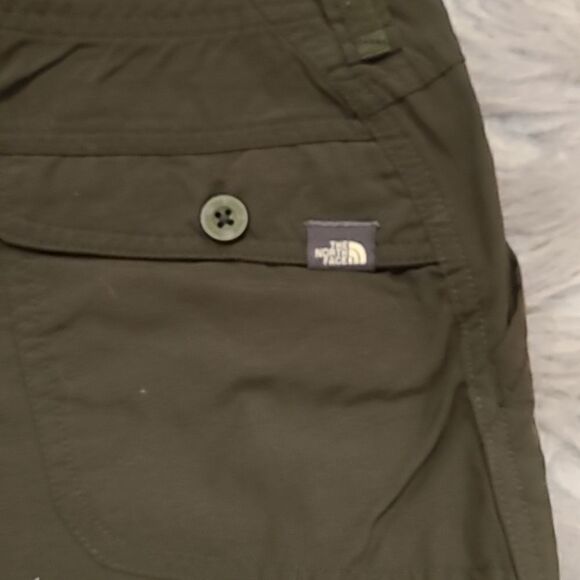 The north face womens army green nylon Bermuda shorts size 0 - Picture 8 of 10